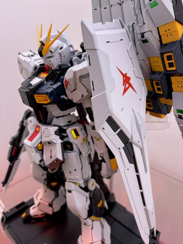 PG 언리쉬드 뉴 건담 키즈 랜드 전시 사진_4.jpg