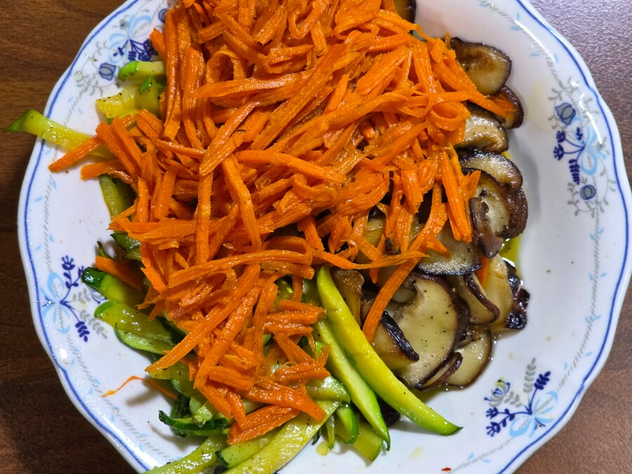 비비비빔 비비비빔 비빔밥_5.png