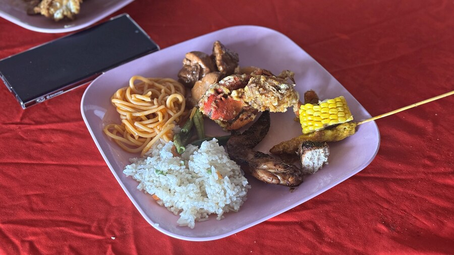 밖에서 밥 먹습니다 - 코타키나발루, 현지BBQ(?)_8.jpg