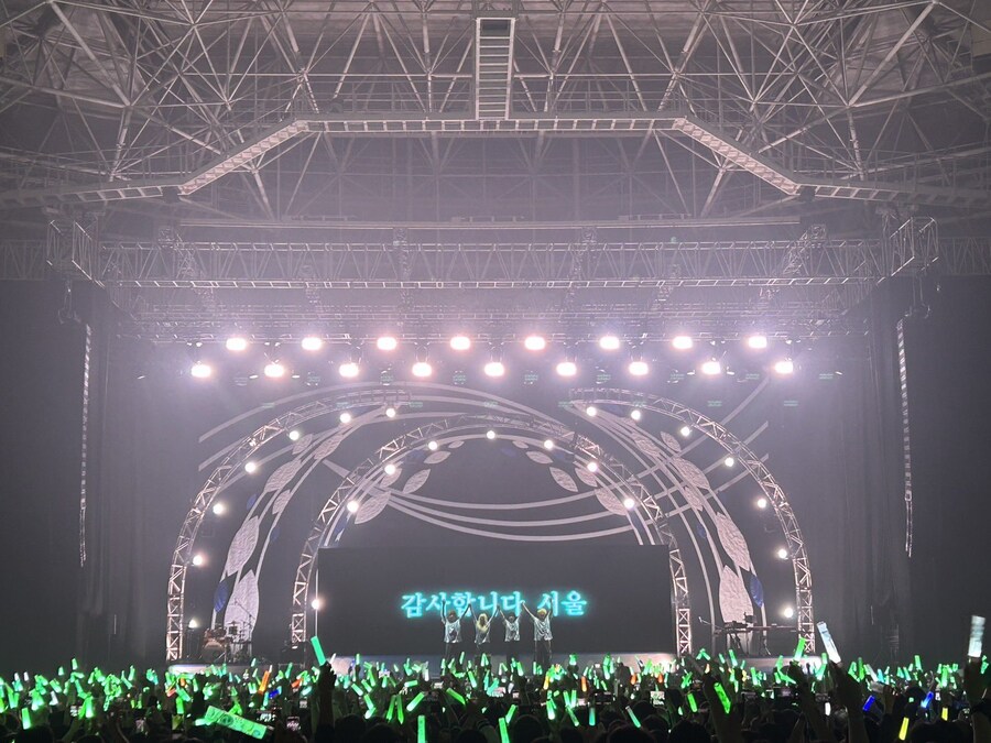 미쿠 엑스포 공식 사진_2.jpg