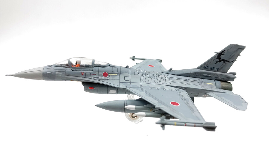[PLATZ] 1/144 F-16J(F-2) 패트레이버 극장판2_2.jpg