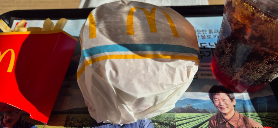 맥도날드에서 크리스마스 트러플 치즈 버거 세트를 먹어봤습니다._2.jpg