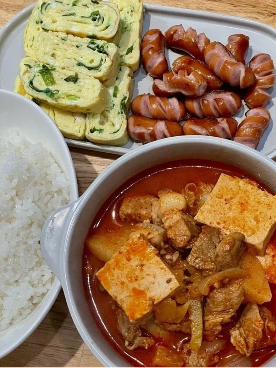 한식의 근본이자 종결에 가까운 메뉴.JPG_2.webp