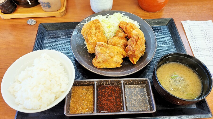 한국치킨집 싸다구 때리는 카라아게집 '카라야마'_1.jpg