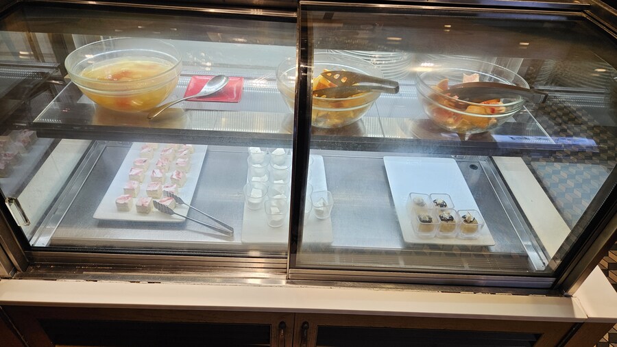 [일본]KFC를 무한으로 즐겨요 오사카 KFC 뷔페_23.jpg