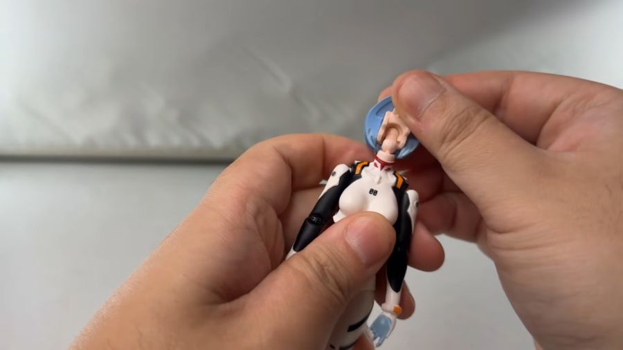 [블로키] 아야나미 레이 파일럿 슈트 Ver 스페셜 에디션 리뷰 영상_16.png