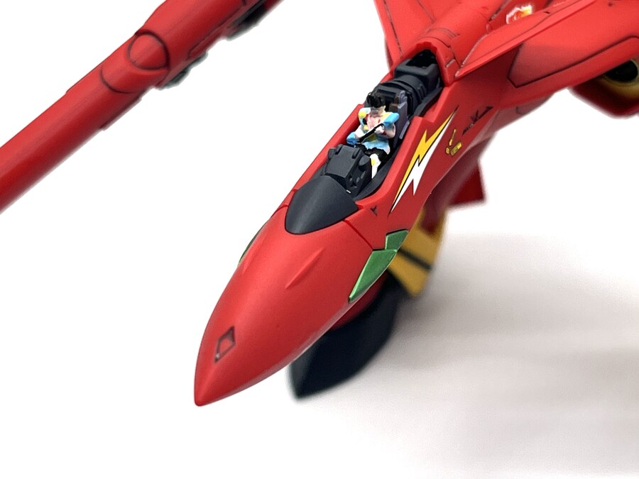 [HG]내 노래를 들어! VF-19 파이어 발키리_9.jpg