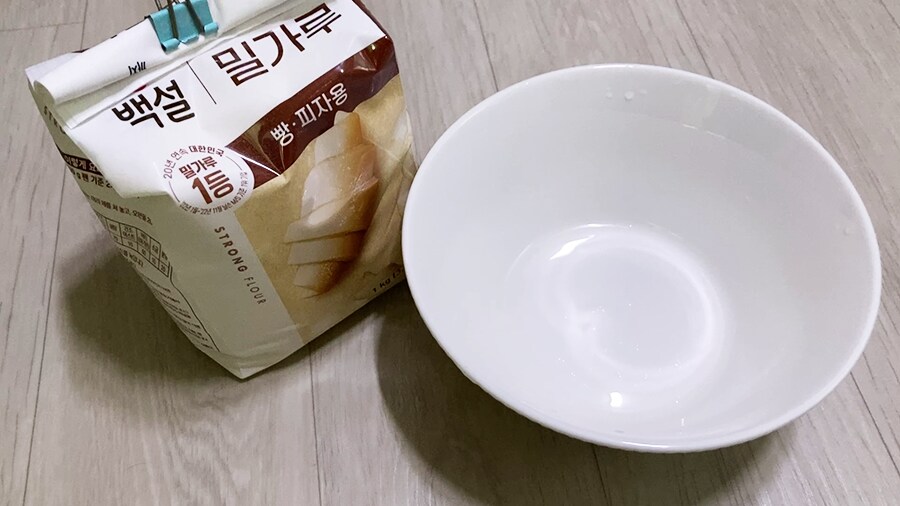 티네 브라운 치즈와 첫 빵굽_4.png