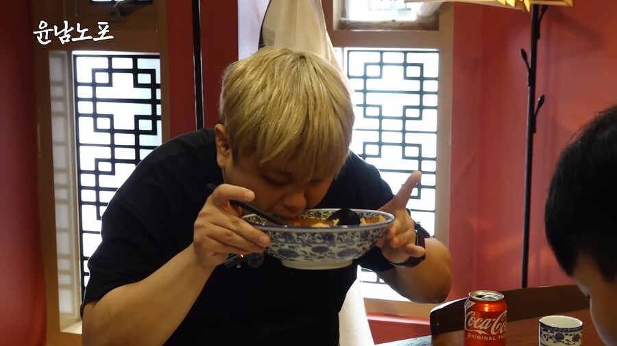 윤남노가 철가방에게 밥 공짜로 얻어먹는 방법_19.png