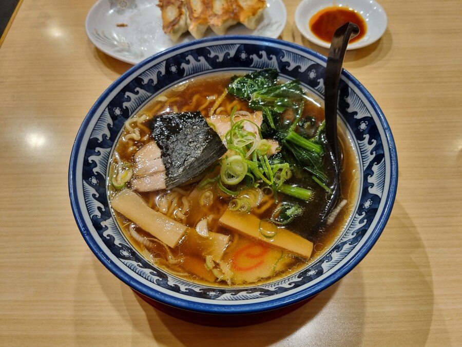 후쿠토쿠의 쇼유라멘_2.jpg