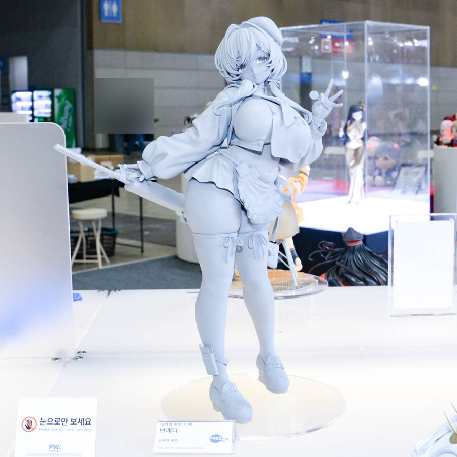 [FREEing] 승리의 여신: 니케 - 브래디, 마르챠나, D:킬러 와이프 전시_1.jpg