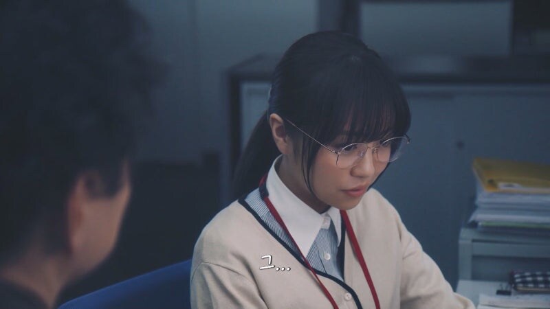 야근 중인 여직원이랑 단둘이 0000하는 부장님_14.jpg