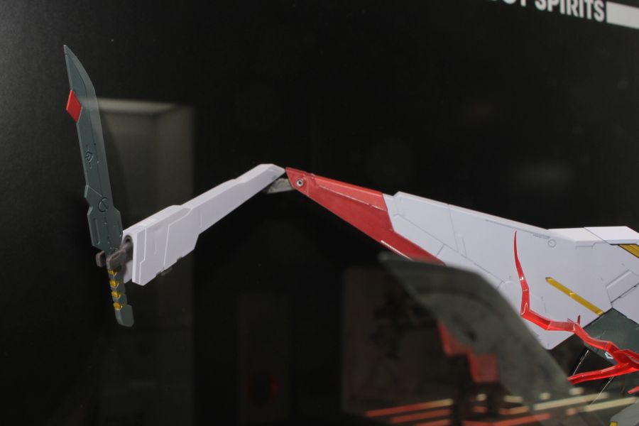 [반다이] 메탈 로봇혼 건담 마르코시아스 다각도 전시 사진_15.jpg