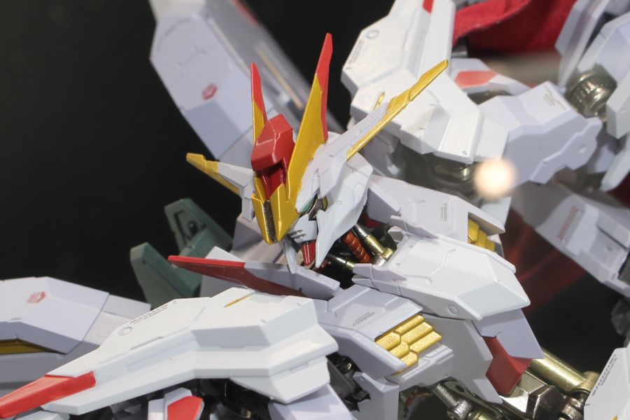 [반다이] 메탈 로봇혼 건담 마르코시아스 다각도 전시 사진_17.jpg