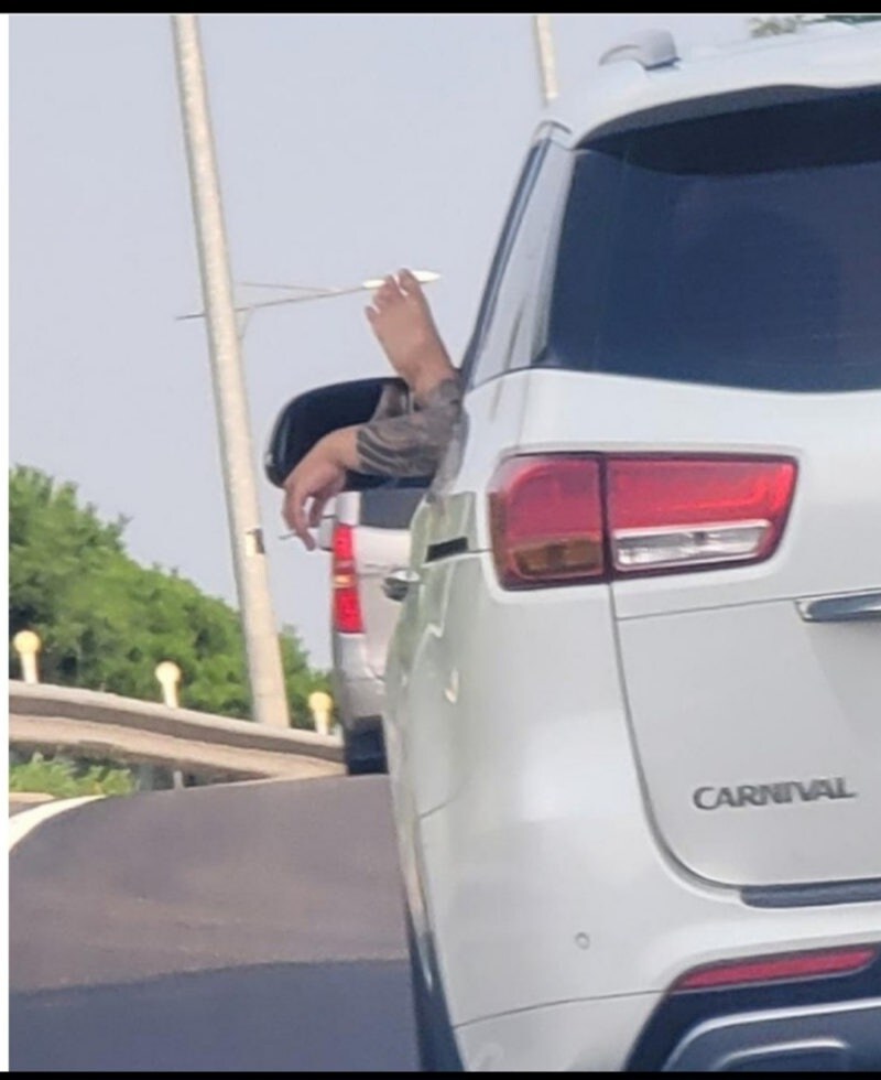 벤틀리남 평소 운전 모습_1.jpg