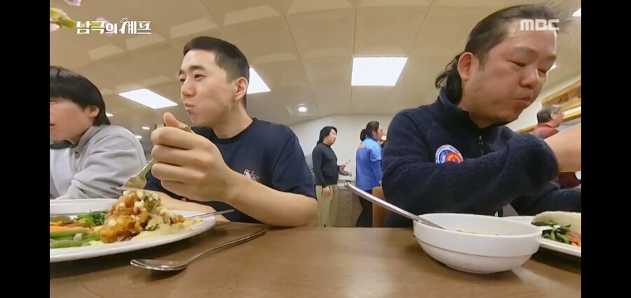 시간마저 약탈하는 남극의 약탈자들_6.jpg