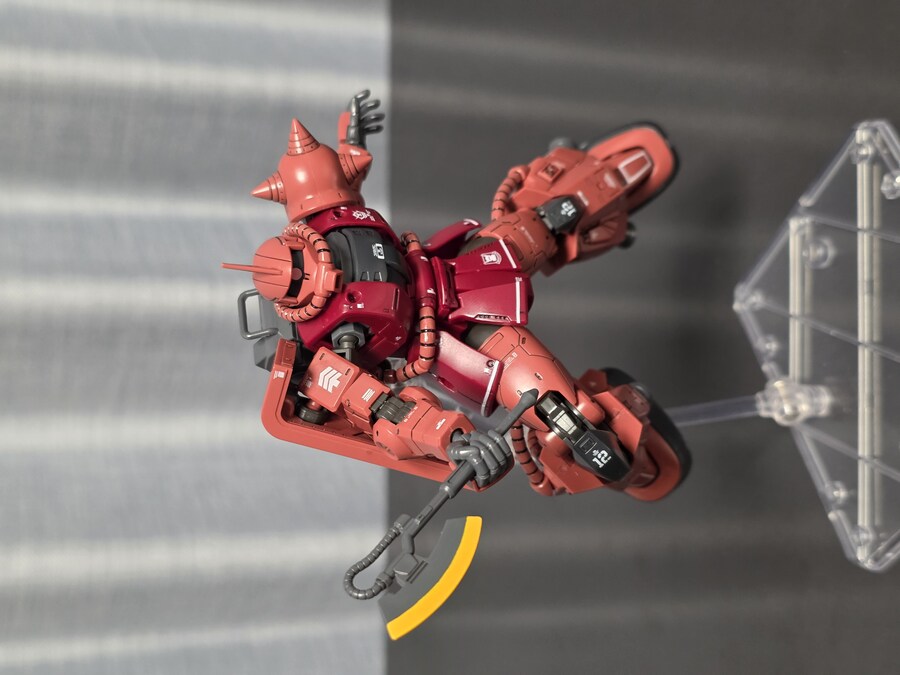 [HG] 샤아 전용 고기동형 자쿠2_21.jpg