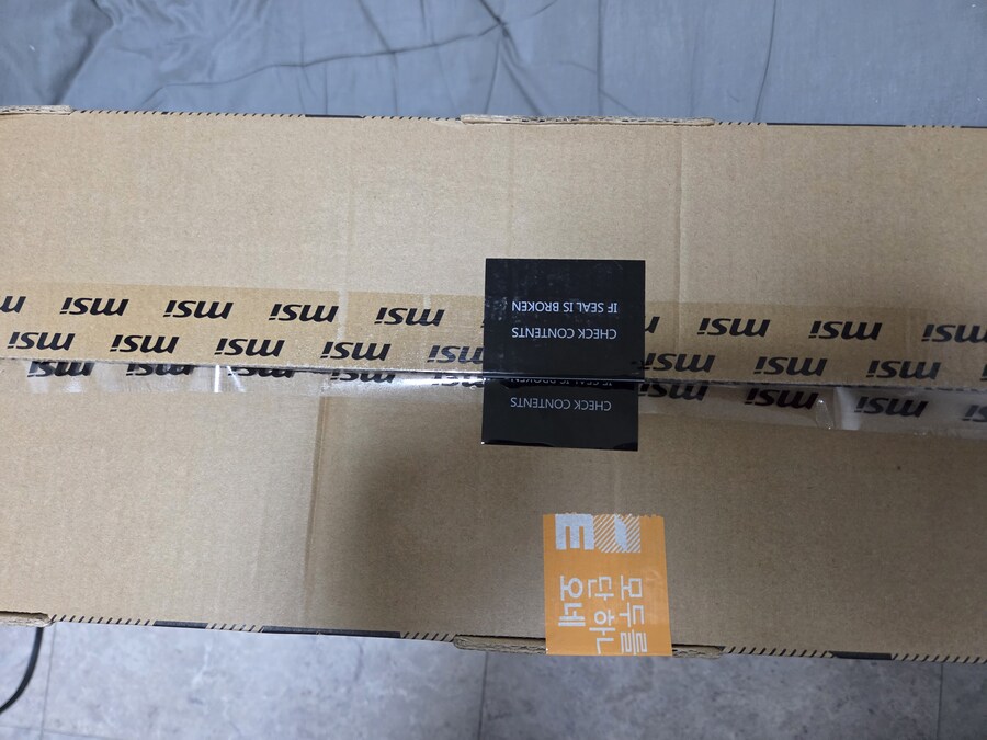 MSI MPG 274URDFW800 E16M 사용기_1.jpg