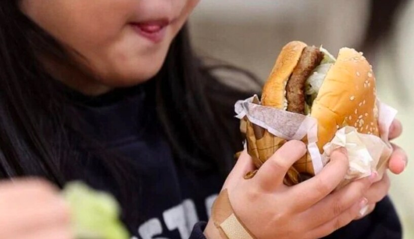 몇년이 지나도 변하지 않는 급식 파업때 모습.JPg_3.png