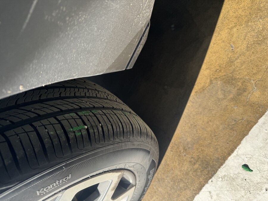 회사 주차장에서 테러아닌 테러 당함_5.jpg