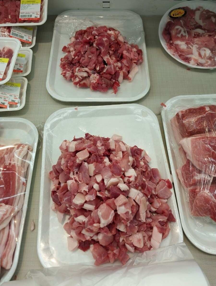 집밥-돼지고기 김치찌개 백반_1.jpg