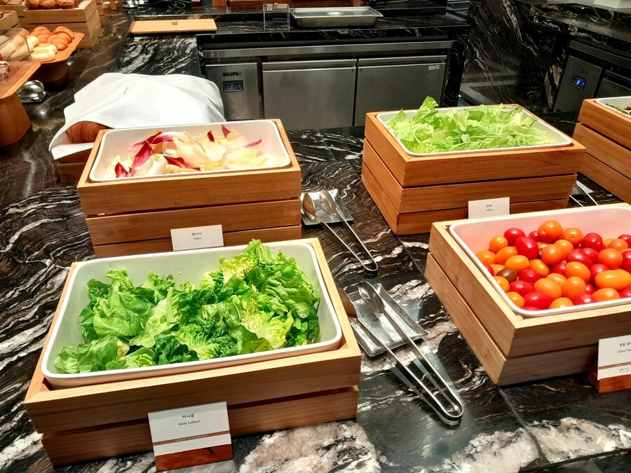 새롭게 떠오르는 호텔 뷔페의 강자_20.jpg