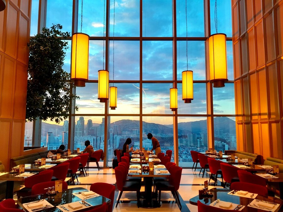 새롭게 떠오르는 호텔 뷔페의 강자_34.jpg