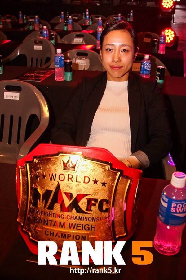 어떤 간호사분이 은밀하게 가졌던 두 번째 직업_6.jpg