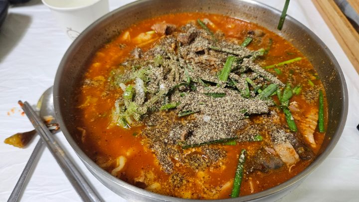 논산 다들 뻑예를 외친 곱창칼국수_5.jpg