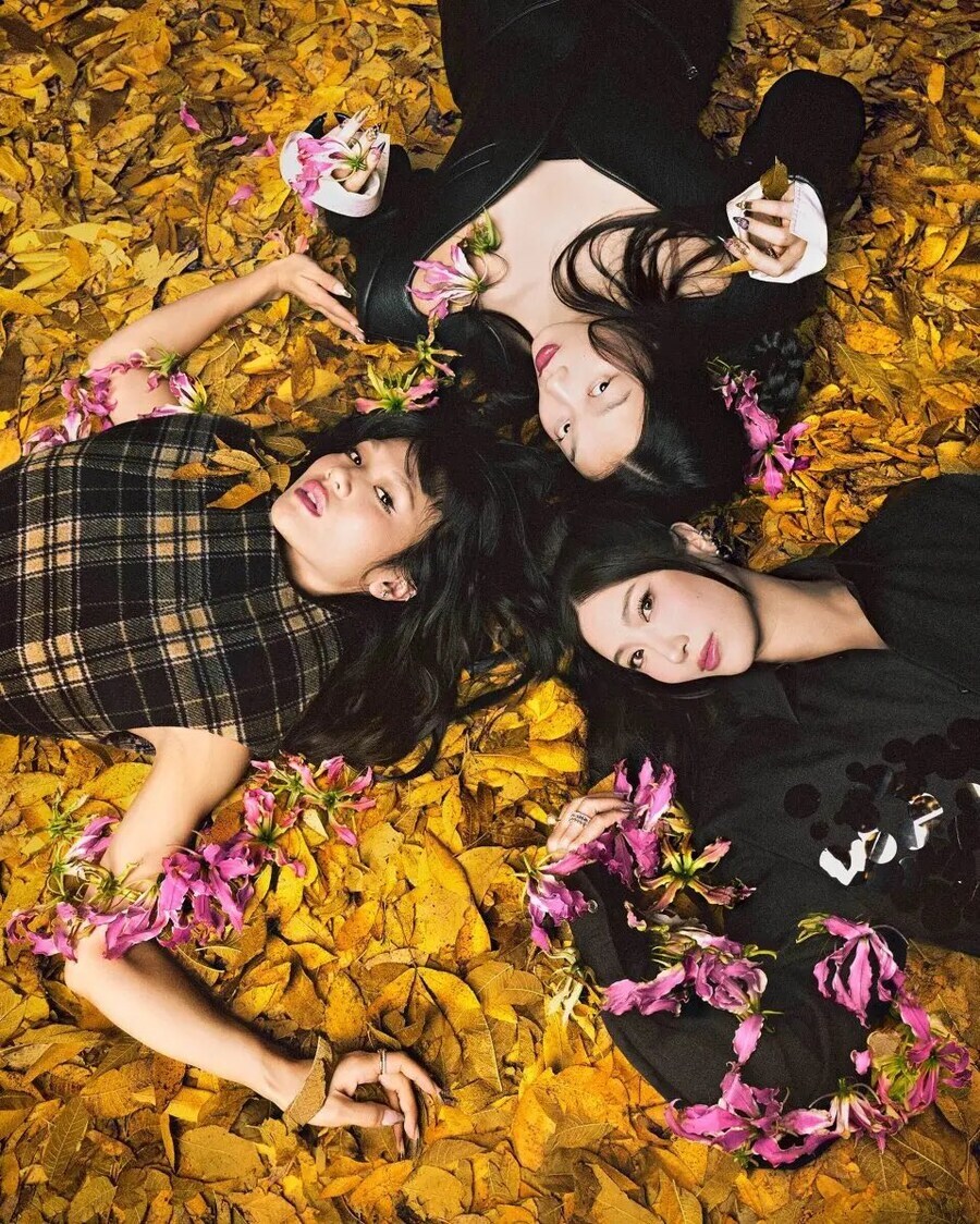 헌트릭스 타임지 커버 장식, 영화 속 잡지 커버를 그대로..._4.jpg