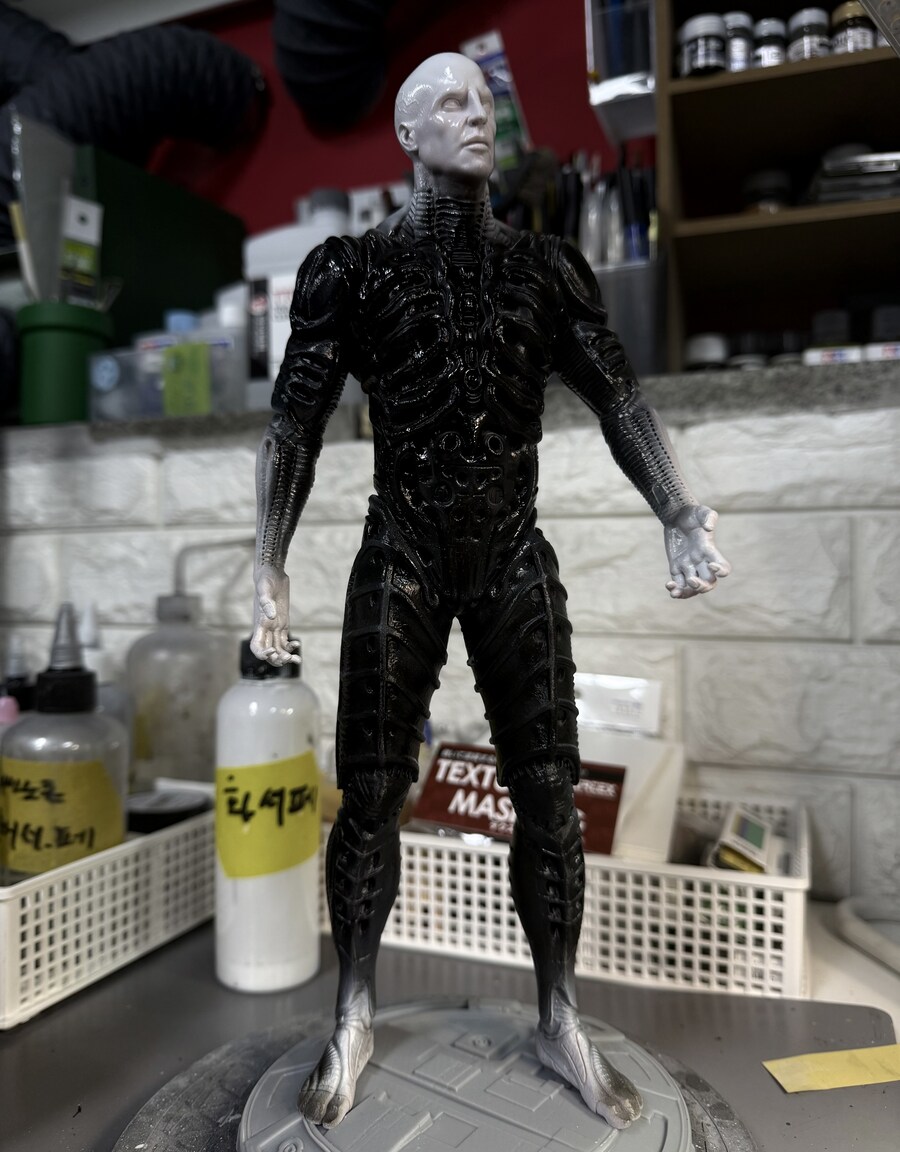 프로메테우스 엔지니어(Engineer)커스텀 도색 작업기_7.jpg