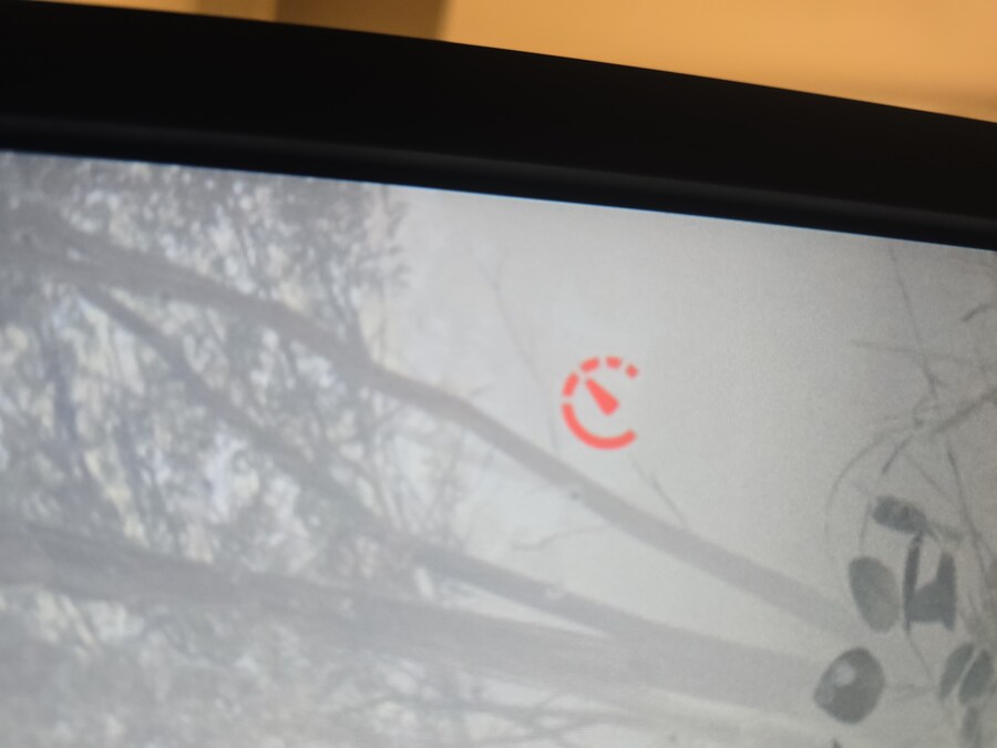 이게 핑이 안좋다는 표시죠?? 속도계 빨간색_1.jpg