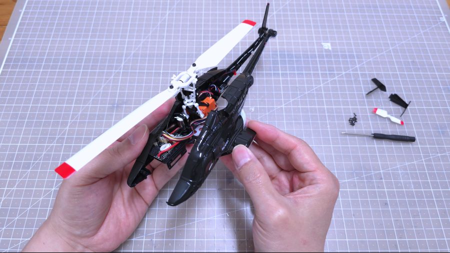 무선조종 에어울프 그런데 작고 앙증맞은..._96.png