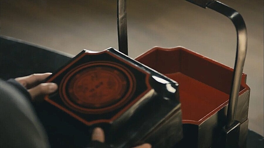 순욱이 자살한 이유_1.jpg