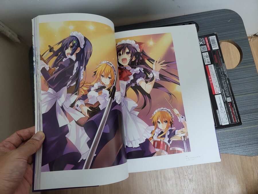 데이트 어 라이브 화보집 구매._3.jpg