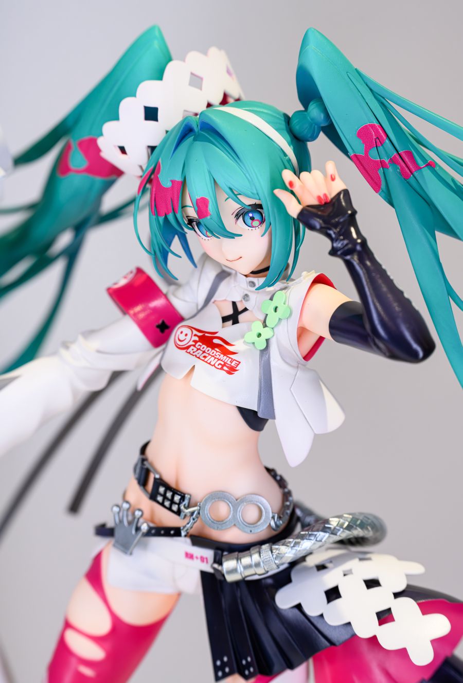 [굿 스마일] 레이싱 미쿠 2025 Ver 전시 사진_2.jpg
