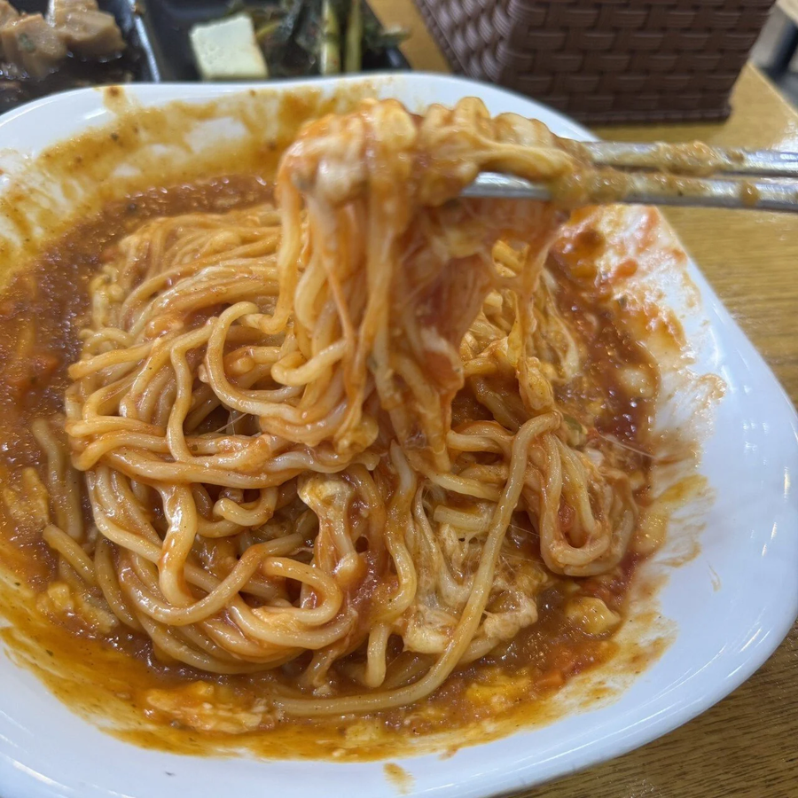 김밥천국에서 스파게티 주문해본 사람.jpg_2.webp