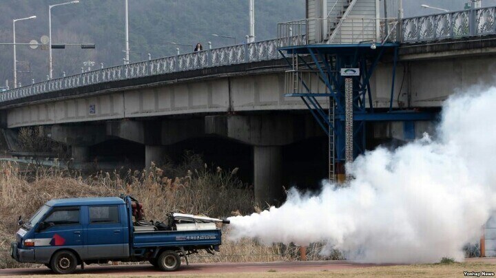 어린 시절 우리를 미치게 했던 그 냄새_1.jpg