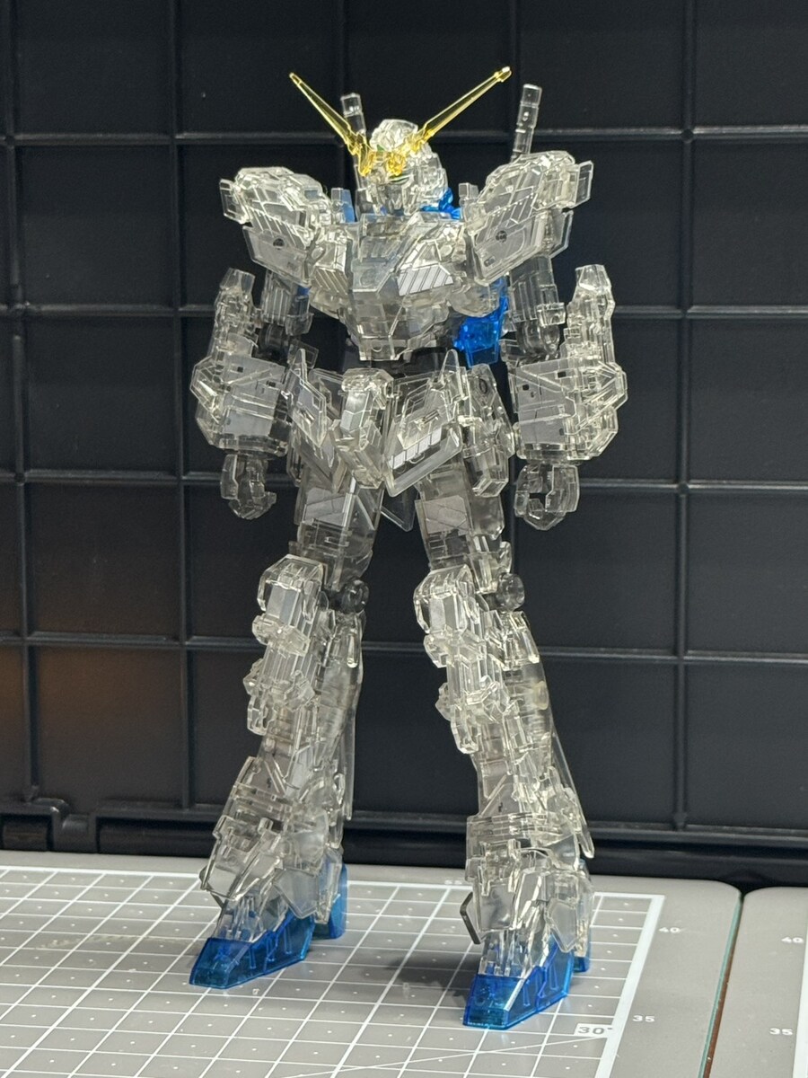 오랜만에 HG 유니콘 하나 조립해봤습니다._1.jpg
