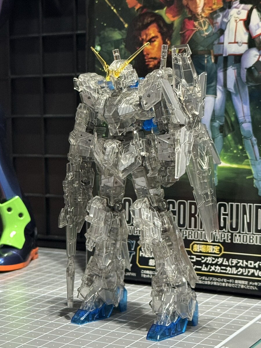 오랜만에 HG 유니콘 하나 조립해봤습니다._2.jpg