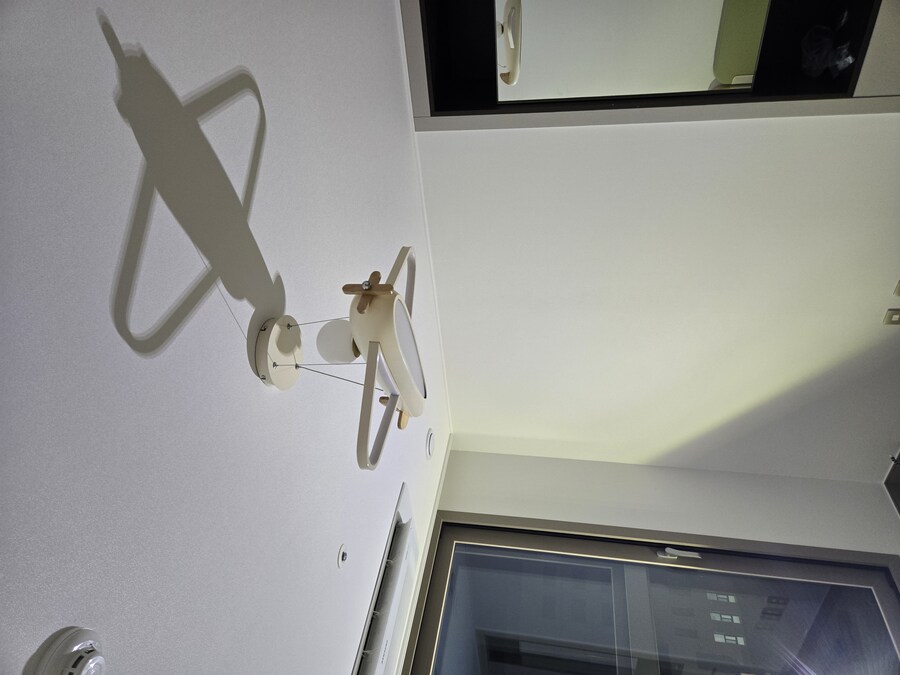 이사 기념 아이들 방 비행기 등 교체 했습니다._9.jpg