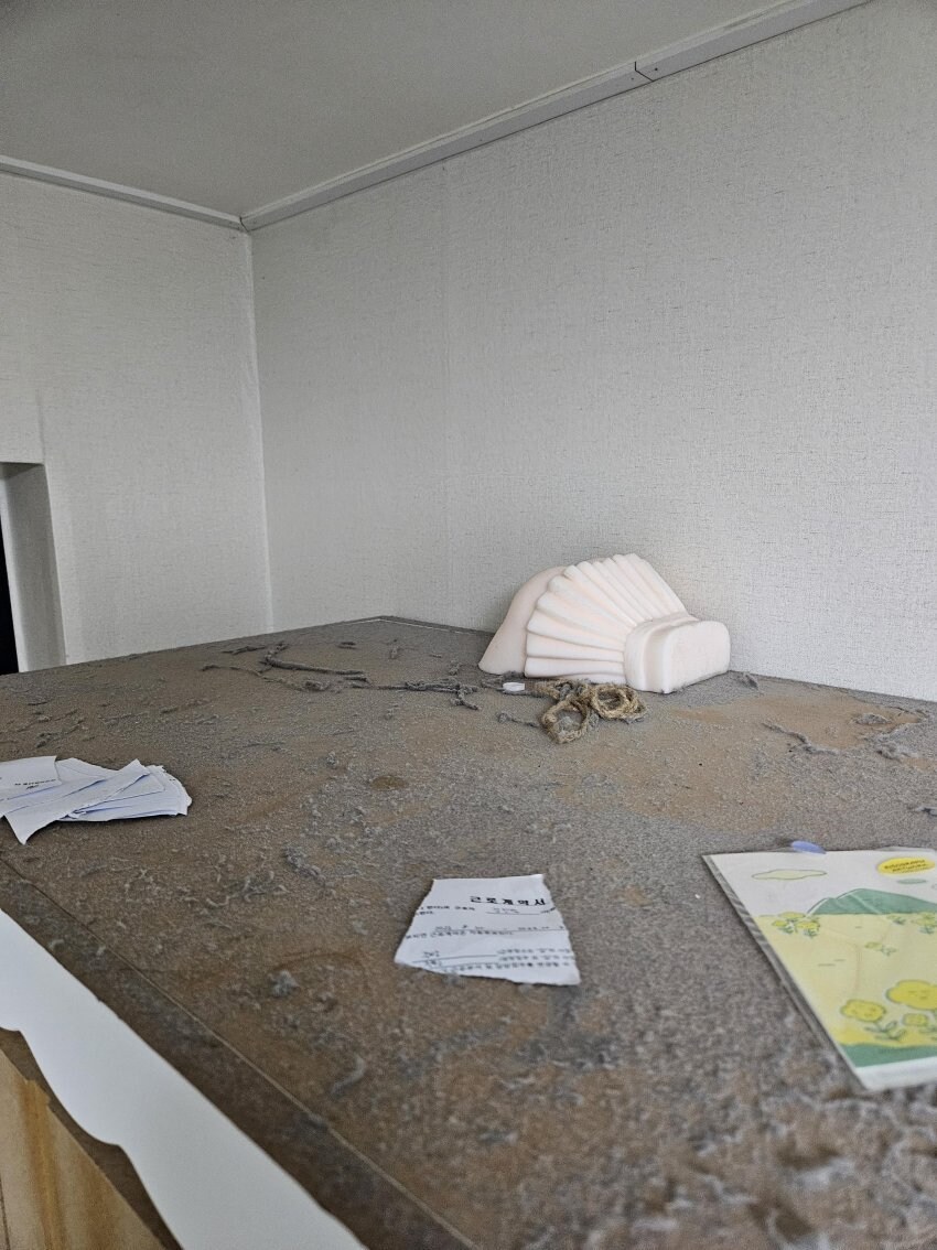 고시원 살이 2일차에 멘탈 나간 디시인_2.jpg