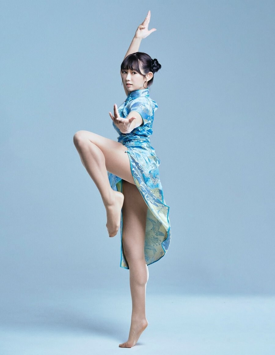 치파오 입고 격파하는 처자.gif_3.jpg