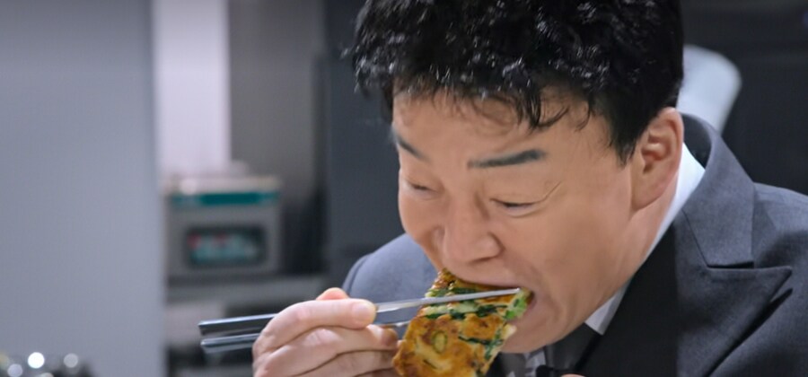 흑백2) 백종원 소개장면_9.png