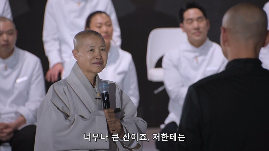 스님이 돼지국밥집 사장님을 대결상대로 고른 이유.jpg_13.jpg