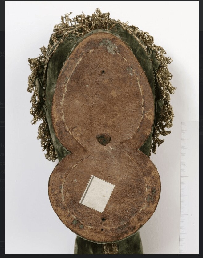 악역영애)중세 신발에는 신발자국이 존재했을까?_15.png