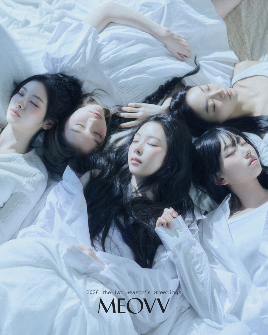 [컨셉포토] 미야오 첫 번째 시즌 그리팅 [MEOVV] 1_1.jpg