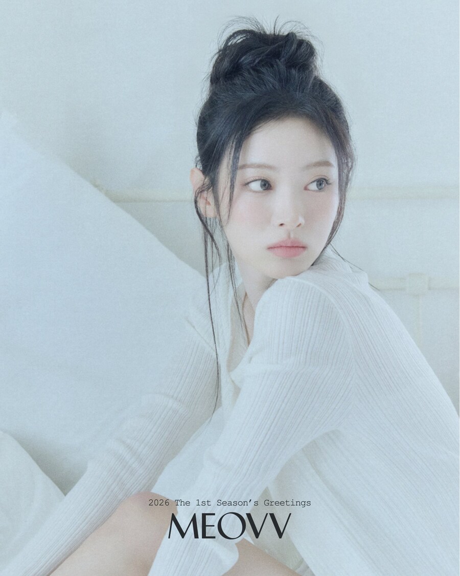 [컨셉포토] 미야오 첫 번째 시즌 그리팅 [MEOVV] 1_5.jpg