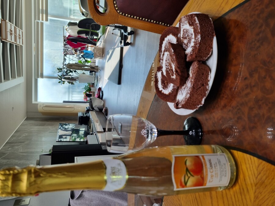 집에서 조용히 디저트나 리뷰합니다_10.jpg