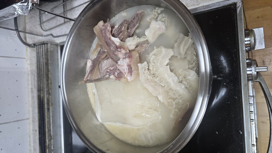 집으로 날라온 곰탕_5.jpg